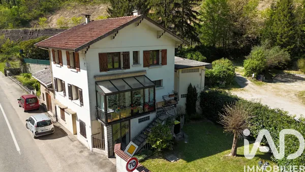 Vente maison à Saint-Rambert-en-Bugey (01230) : maison 8 pièces 190 m² - 2003101 — 8