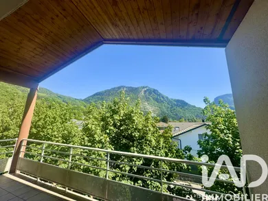 Appartement à Cluses (74300)