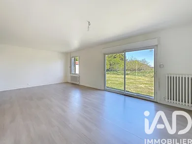 Maison de campagne à Plaine-et-Vallées (79100)