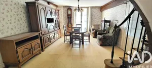 Townhouse in SAINT ARNOULT EN YVELINES (78730)