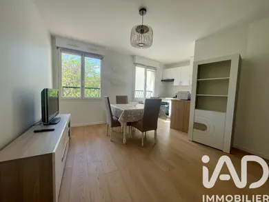 Apartment in Carrières-sur-Seine (78420)
