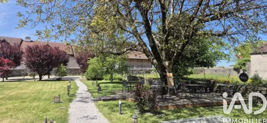 Demeure à Château-Chalon (39210)