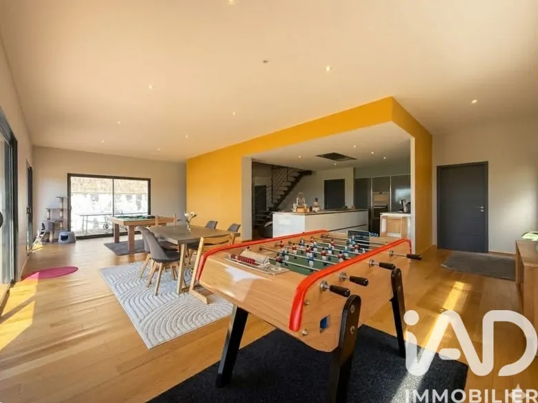 Maison 7 pièces 200 m² · à Ingré · 199,9 m² · 549 000 €