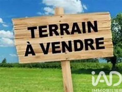 Terrain à bâtir à Giat (63620)