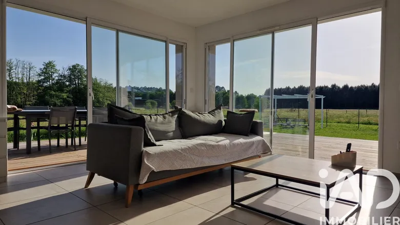 Maison 4 pièces 105 m² · à Macau · 105 m² · 350 000 €