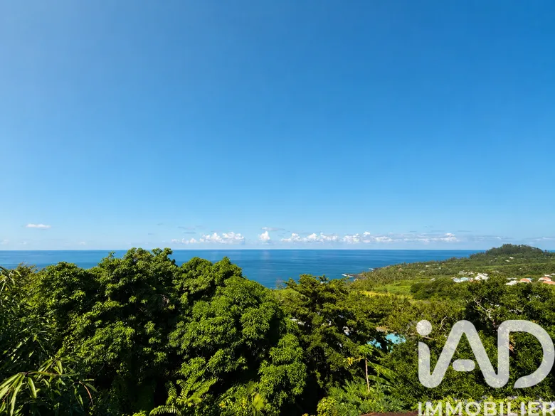 Terrain à Saint-Joseph (97480) · 114 000 €