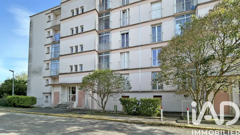 Appartement 4 pièces 69 m² · à Bourg-Saint-Andéol · 69 m² · 89 000 €