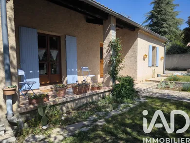 House in Saint-Étienne-les-Orgues (04230)