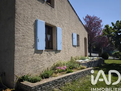 House in Saint-Étienne-les-Orgues (04230)