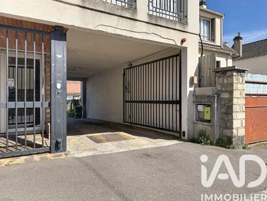 Parking in Les Mureaux (78130)