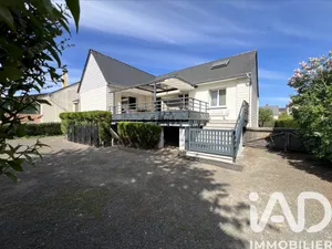 Detached house in Mézangers (53600)