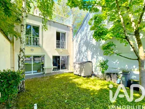 Maison à Créteil (94000)