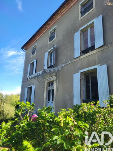 Demeure à Montreuil-le-Chétif (72130)