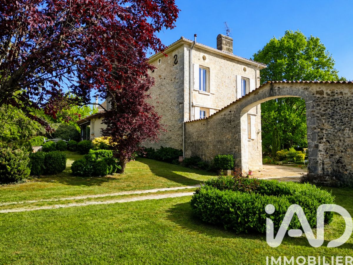 maison à Saint-Aigulin