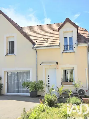 House in Saint-Parres-aux-Tertres (10410)