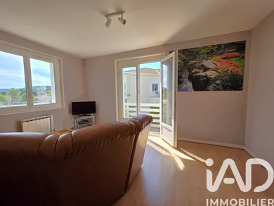 Appartement à Roiffieux (07100)