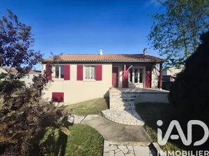 Maison à Aiffres (79230)