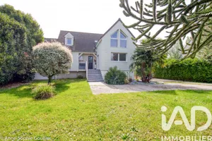 Detached house in Andrésy (78570)