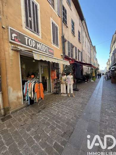 Habillement, Textile à Saint-Maximin-la-Sainte-Baume (83470)