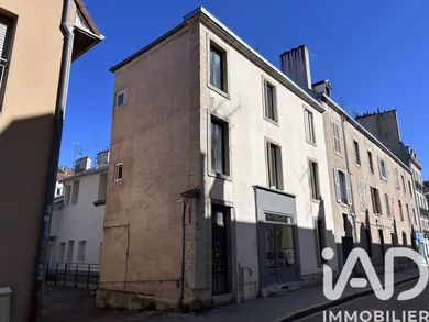 Immeuble à Dijon (21000)