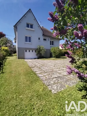 Pavillon à Breteuil (60120)