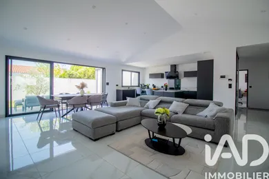 Maison à Nieul-sur-Mer (17137)