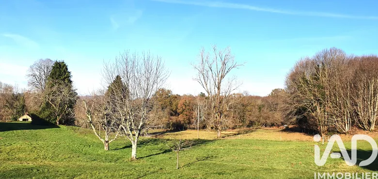 Terrain à Albussac (19380) · 19 000 €