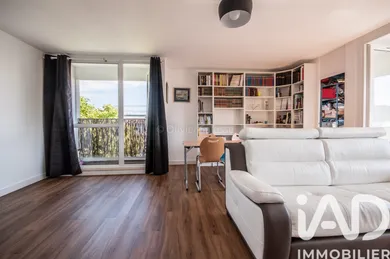 Appartement à Les Ulis (91940)