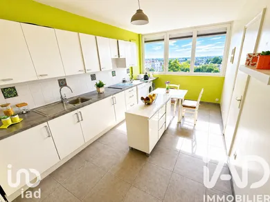 Apartment in Angers (49100)