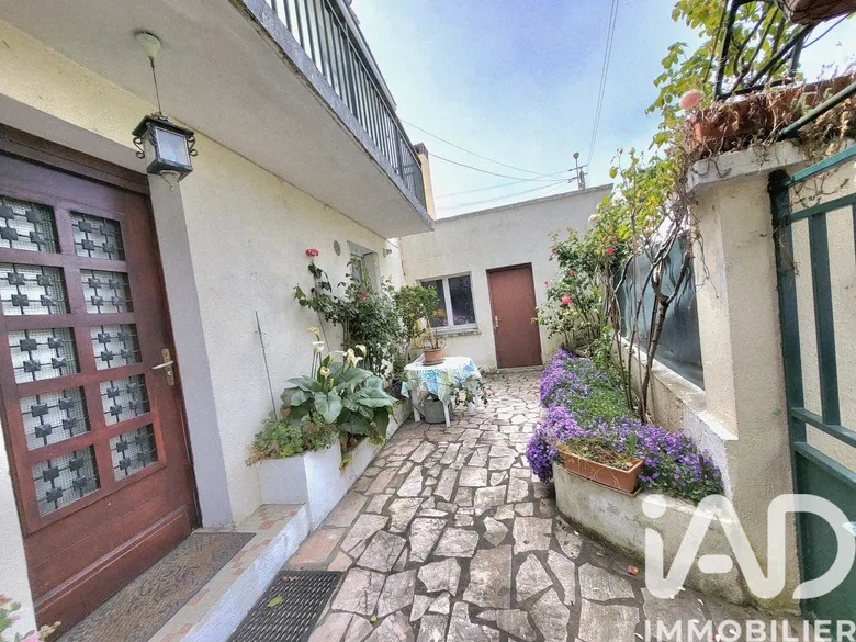 Maison 4 pièces 90 m² · à Tours · 90 m² · 275 000 €