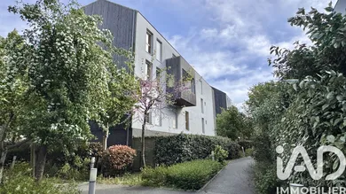 Apartment in Bois-d'Arcy (78390)