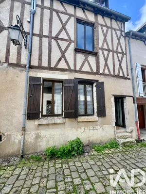 Apartment in Bourges (18000)