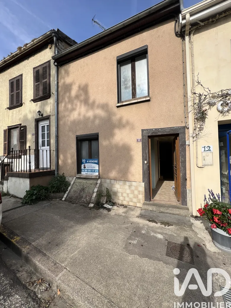 Maison 4 pièces 95 m² · à Sommevoire · 95 m² · 34 500 €