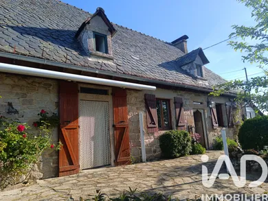Maison à Saint-Julien-aux-Bois (19220)