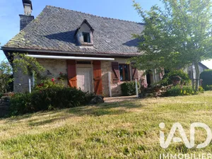 Maison à Saint-Julien-aux-Bois (19220)