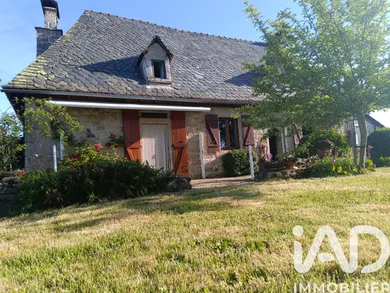 Maison à Saint-Julien-aux-Bois (19220)