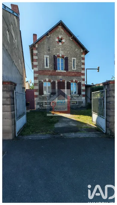 Maison à Bourges (18000)