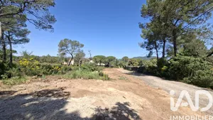 Building plot in Le Cannet-des-Maures (83340)