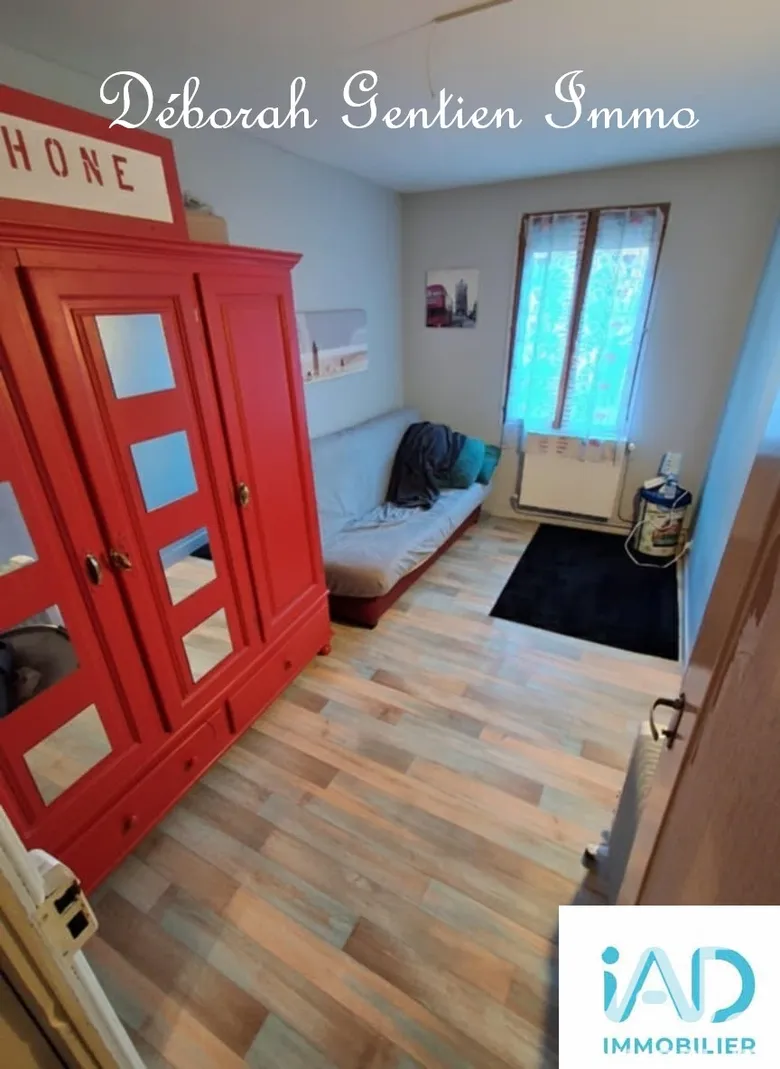 Maison 6 pièces 159 m² · à Marseille-en-Beauvaisis · 159 m² · 186 000 €