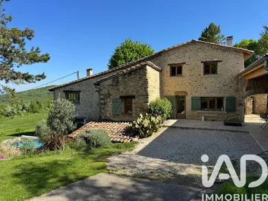 Maison de campagne à Upie (26120)