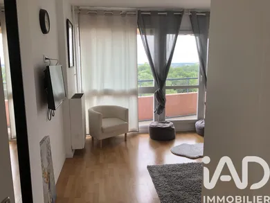 Apartment in Le Mée-sur-Seine (77350)