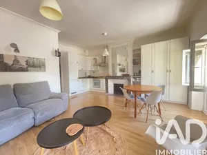 Appartement à Bordeaux (33100)