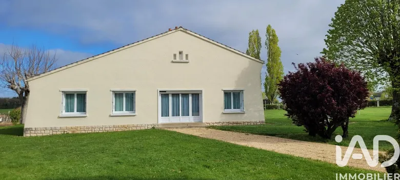 Maison 5 pièces 84 m² · à Nieuil-l'Espoir · 83,7 m² · 146 000 €