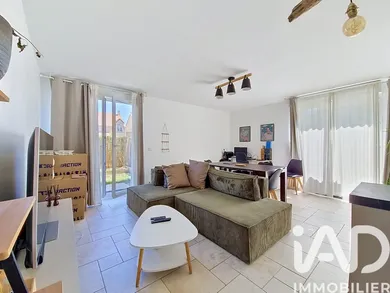 Appartement à Sainte-Geneviève-des-Bois (91700)