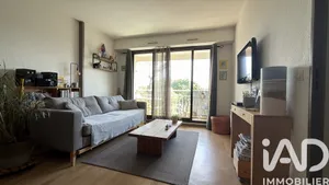 Apartment in Bordeaux (33200)