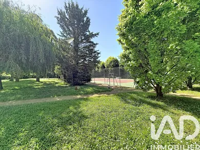 Apartment in Tassin-la-Demi-Lune (69160)