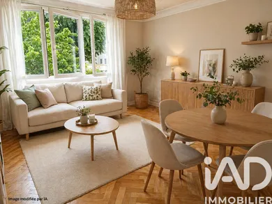 Apartment in Maisons-Alfort (94700)
