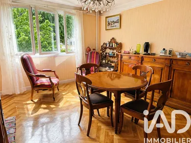 Apartment in Maisons-Alfort (94700)
