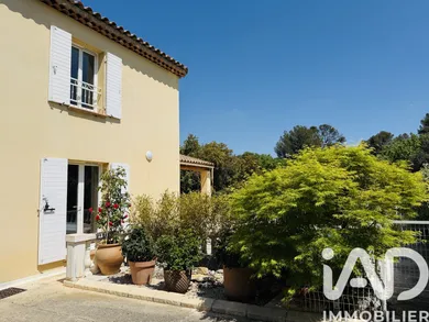 Maison à Aix-en-Provence (13100)