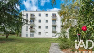 Apartment in Sceaux (92330)